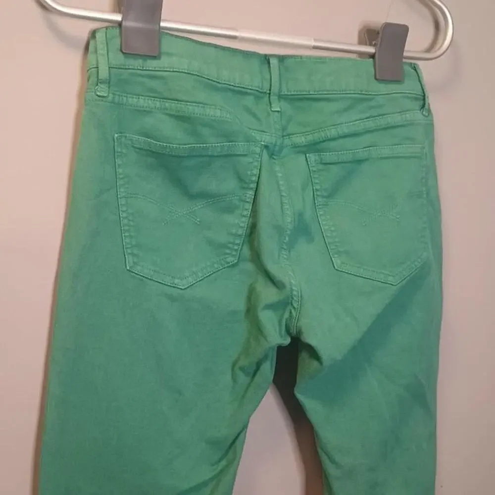 Gap 1969 green skinny jeans